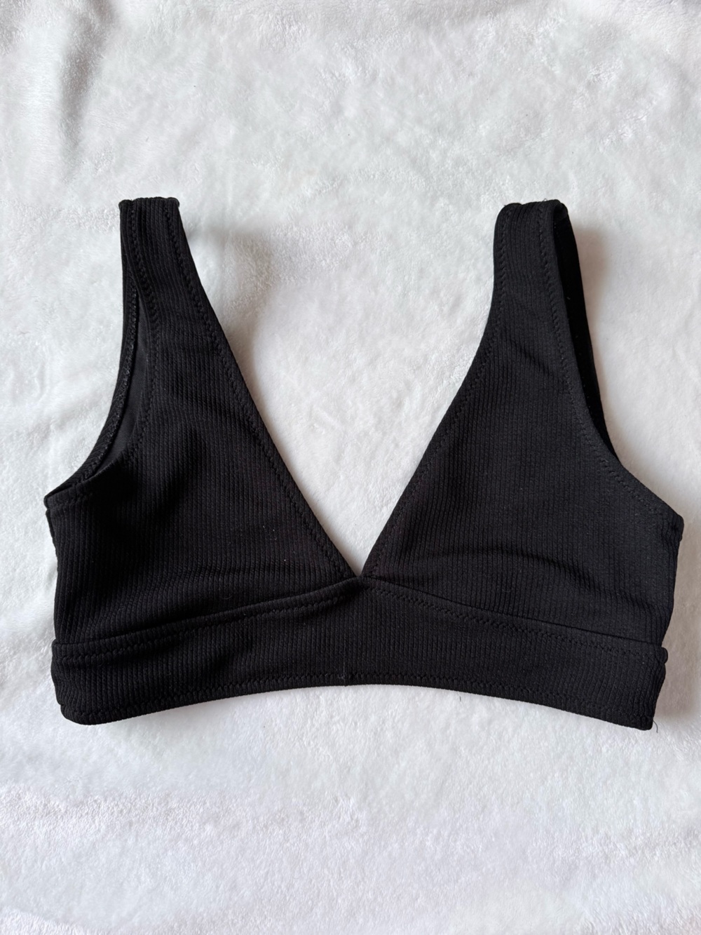 SHEIN Black Ribbed Deep V Bikini Top